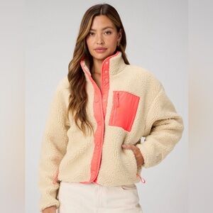 NWT Fabletics Tahoe Teddy Jacket Sand Shell/Neon Coral XS